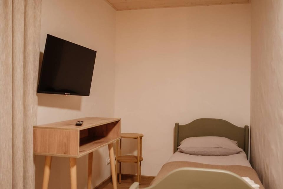 Communal lounge/ TV room, Bed, TV and multimedia, Photo of the whole room