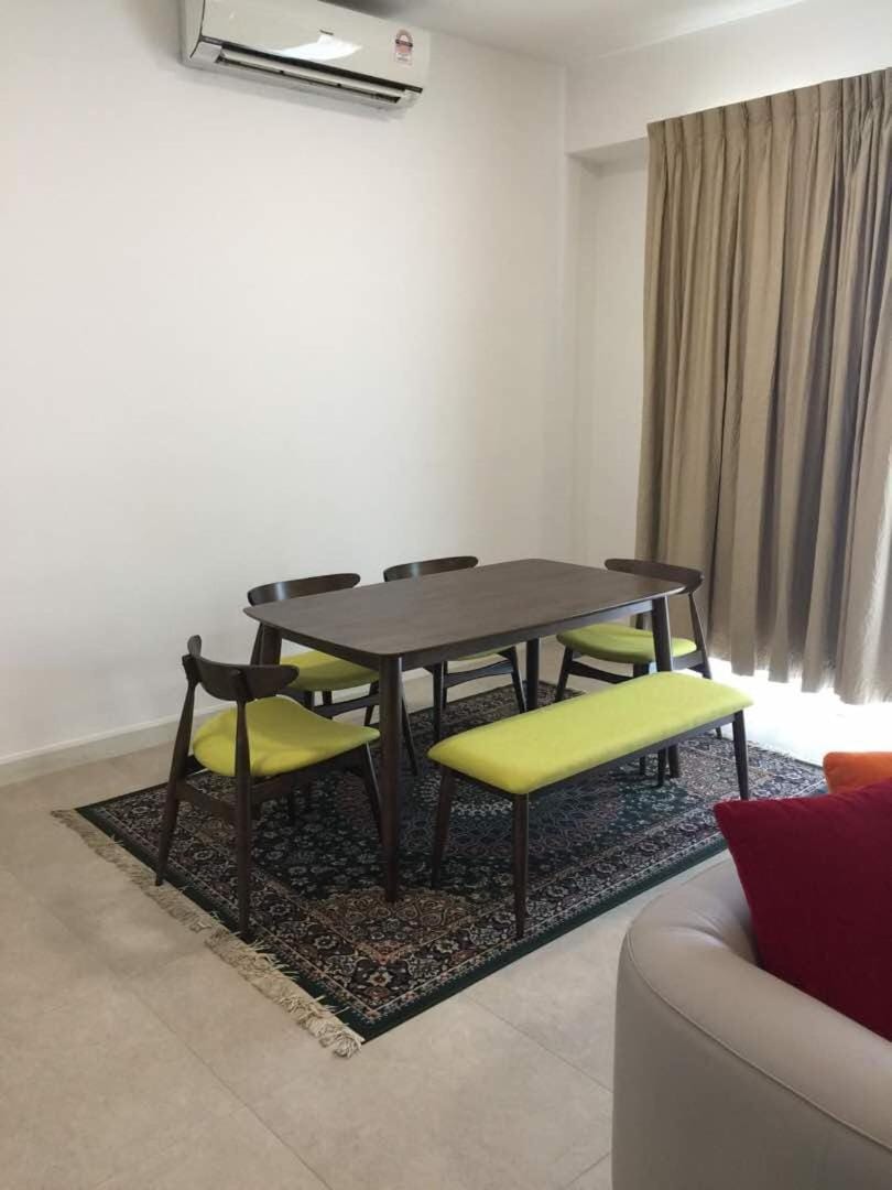 Afiniti Muslim Condo Legoland Medini House in Johor