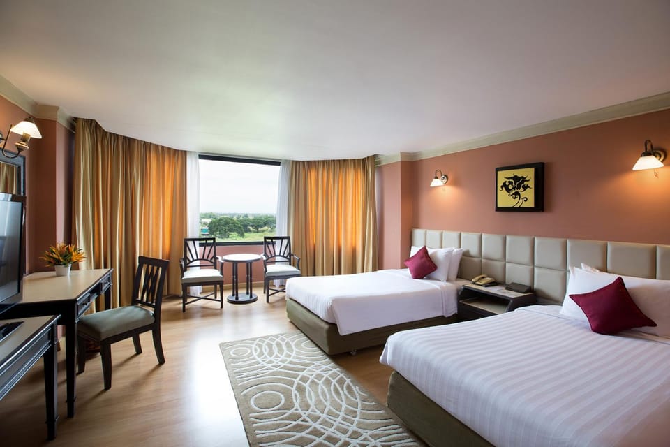 Seating area, Bedroom