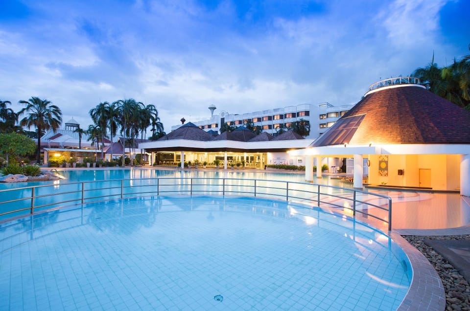Property building, Pool view, Swimming pool