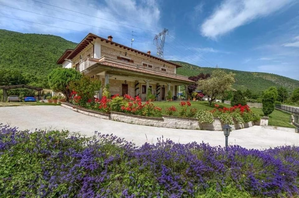 Il Poggio Dei Pettirossi Apartment in Abruzzo