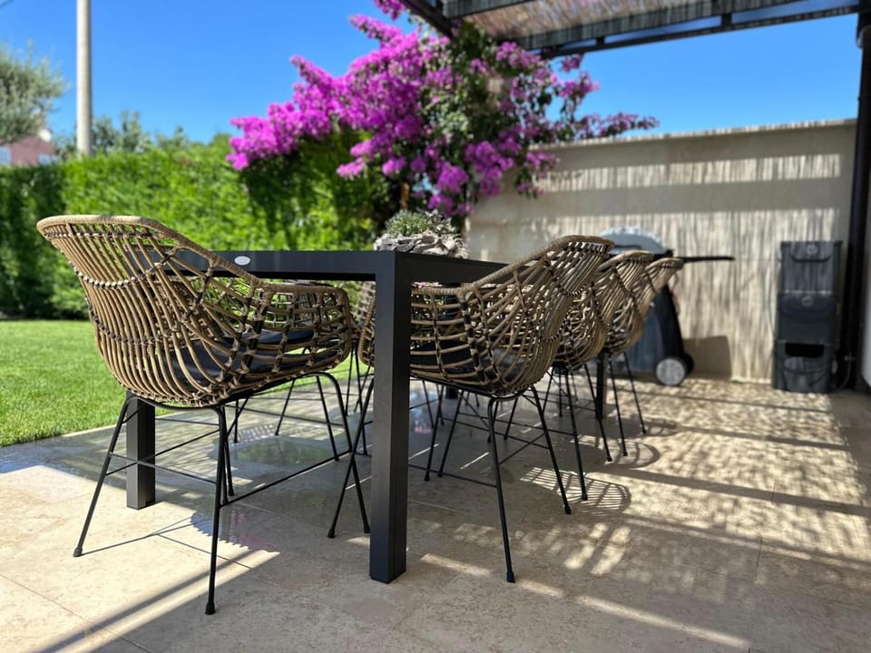 Villa Divina with private heated pool Villa in Banjole