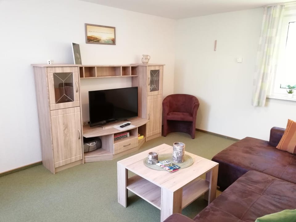 Communal lounge/ TV room, Seating area