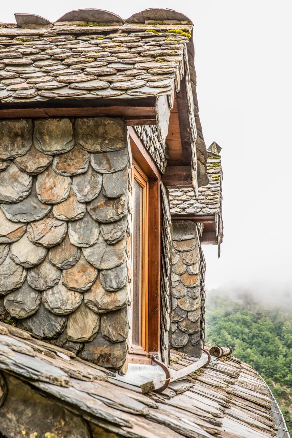 Property building, Facade/entrance, Decorative detail