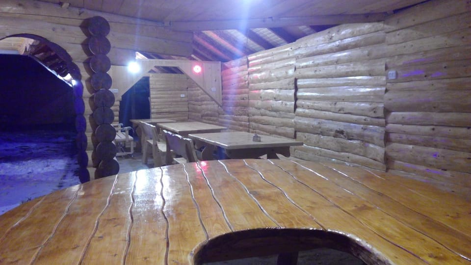 Плай Nature lodge in Romania