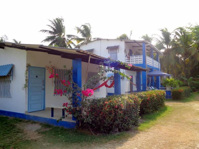 Facade/entrance