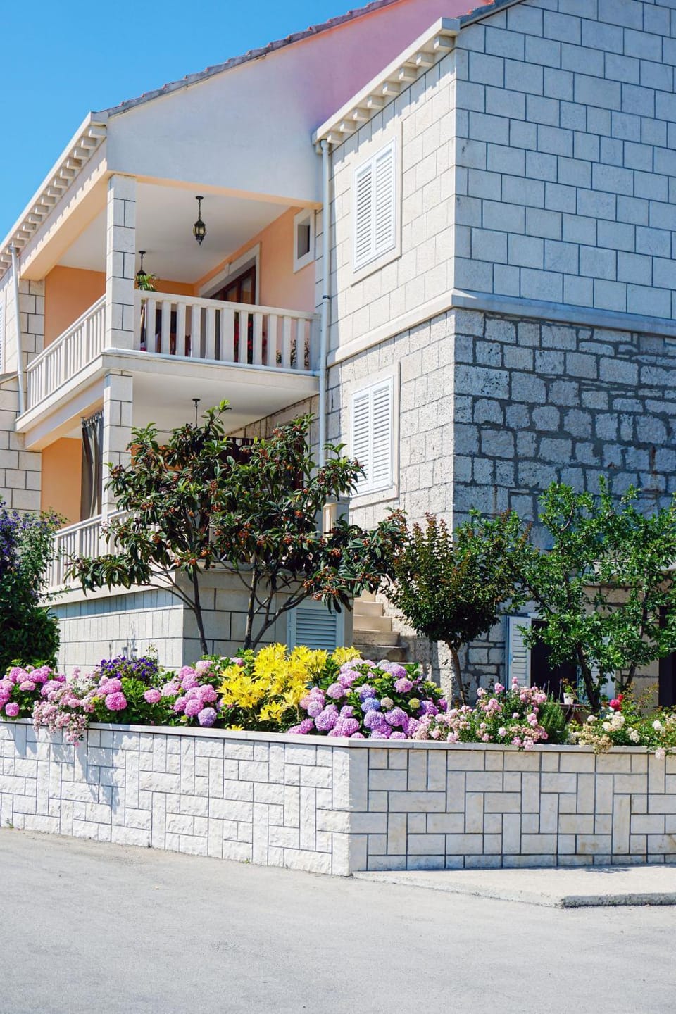 Balcony/Terrace, Garden view