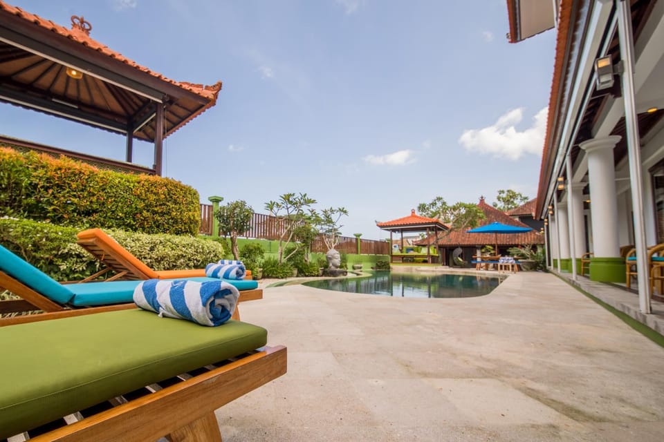 Balcony/Terrace, Swimming pool