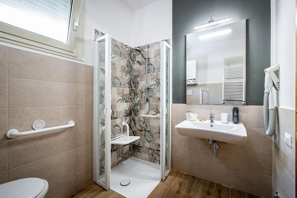 Bathroom, acessibility