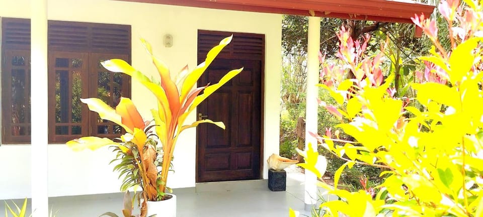 Eco nest marakolliya Bed and Breakfast in Southern Province