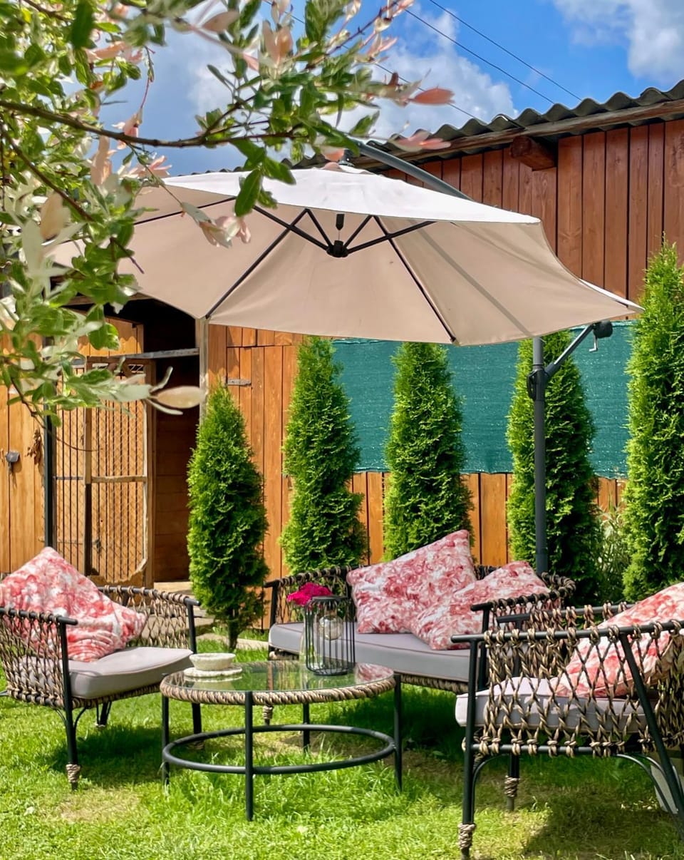 Spring, Day, Garden, Garden view, sunbed