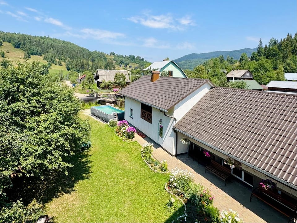 Medova Hata Bed and Breakfast in Lviv Oblast