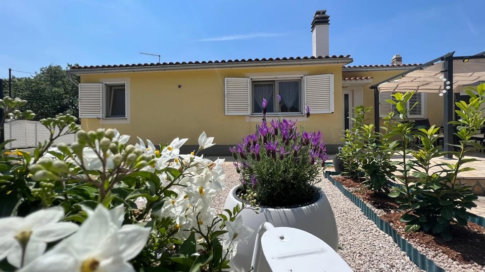 House Roca Apartment in Šibenik-Knin County, Croatia
