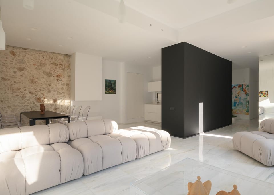 Living room, Dining area