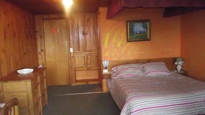Hostal y Cabañas Mozart Bed and Breakfast in Los Lagos, Chile