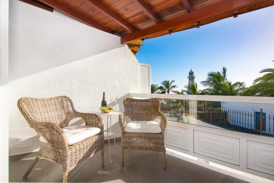 Day, View (from property/room), Balcony/Terrace, Mountain view, Sea view