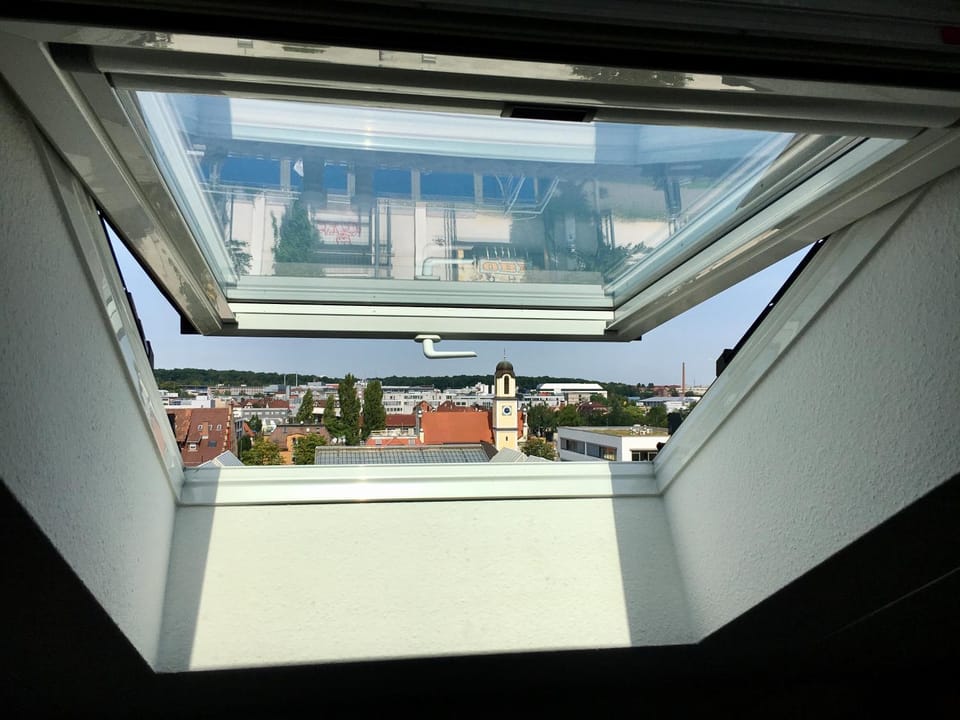 View (from property/room), City view