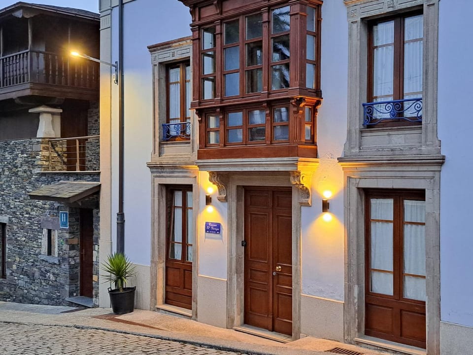 Casona El Gurugu Hotel in Luarca