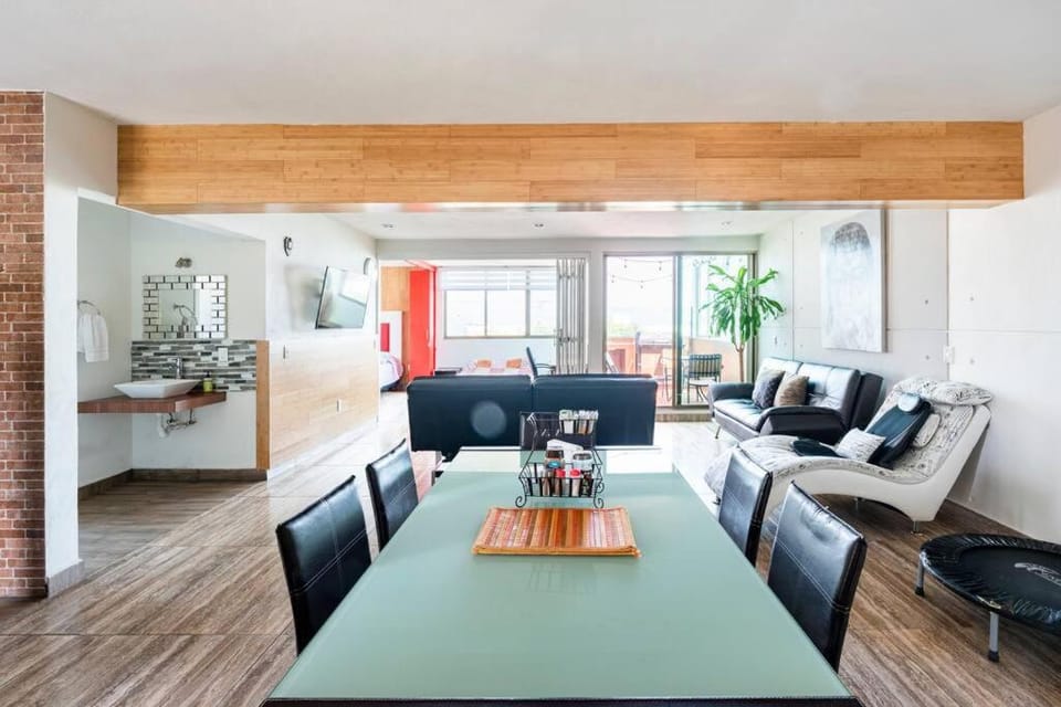 Living room, Seating area, Dining area