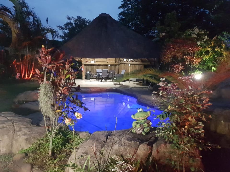 Garden, Swimming pool