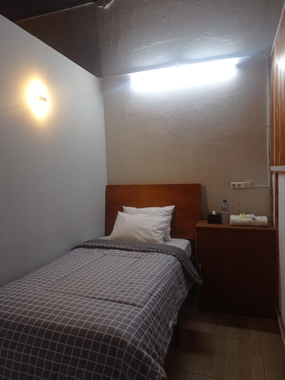 Watu Agung Guest House Bed and Breakfast in Indonesia