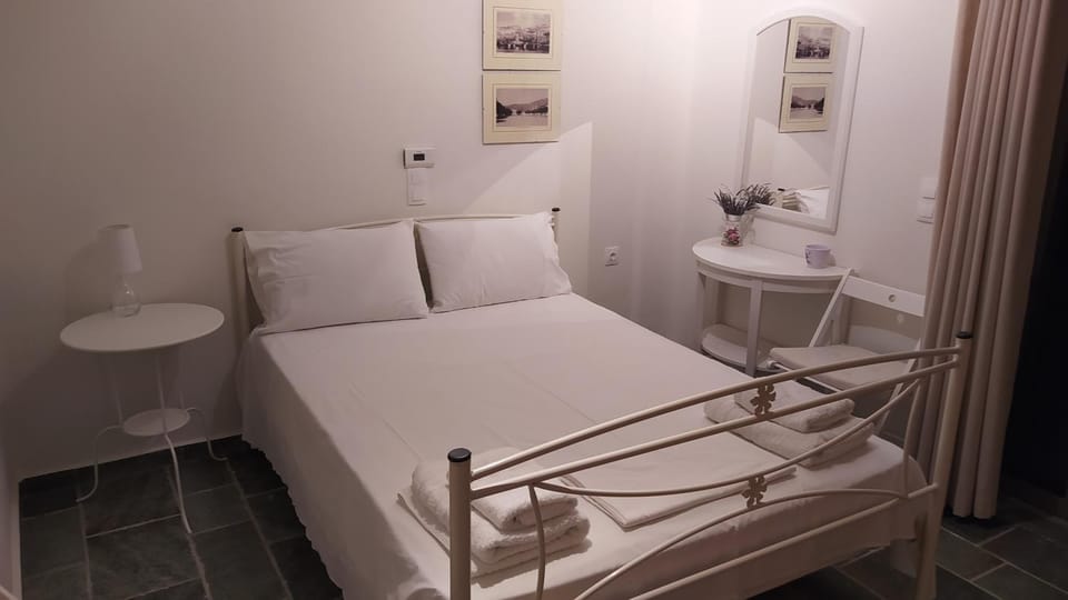 Balkonikarystos (To Mpalkoni tis Karistou) Apartment in Euboea