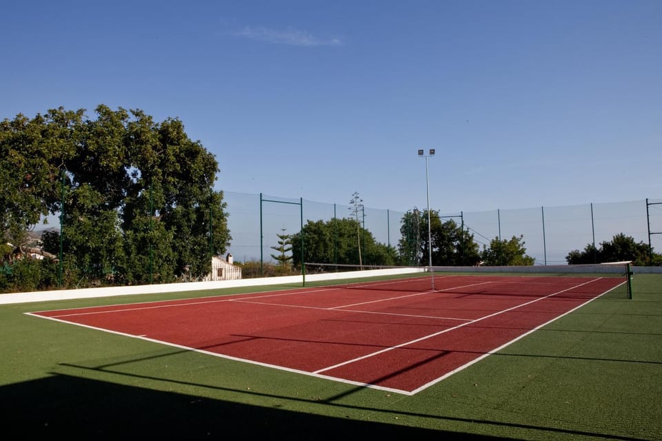 Tennis court