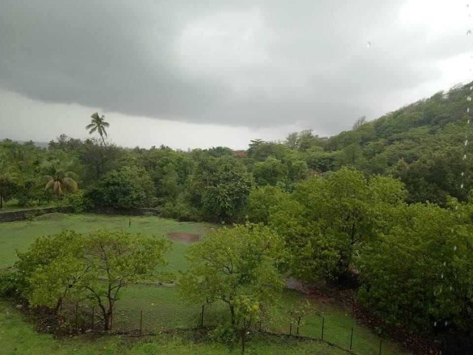 Shreyas Guest house - Tatkare Villa Bed and Breakfast in Maharashtra