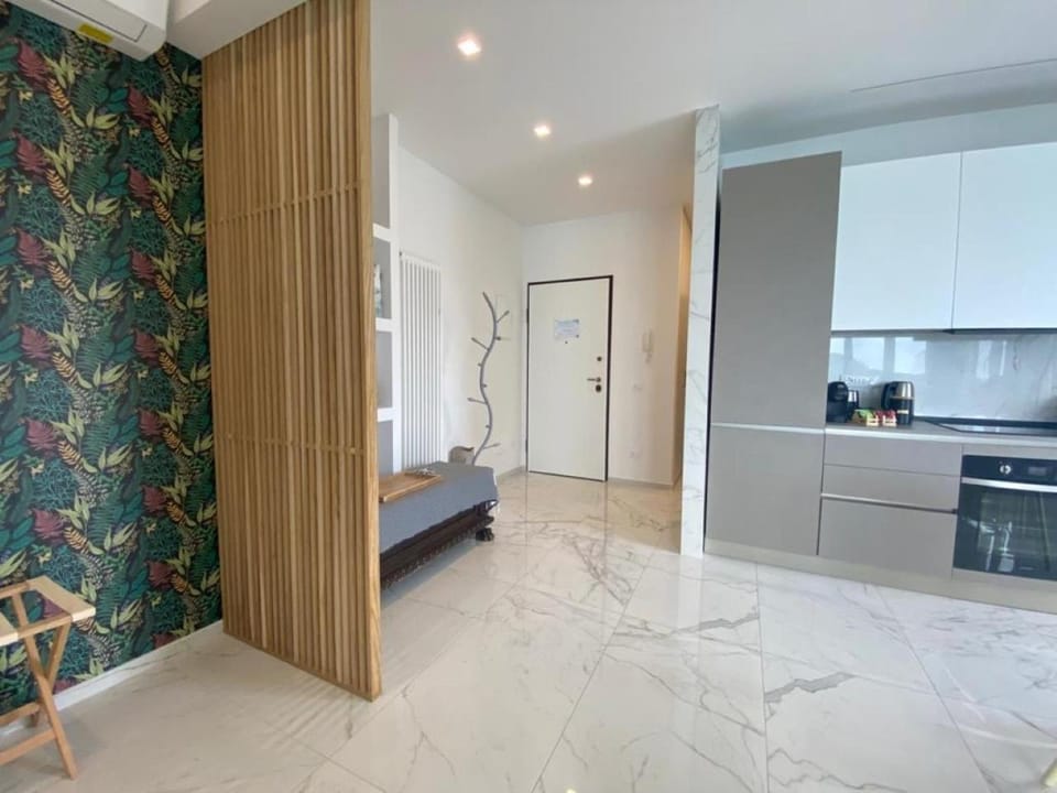 Facade/entrance, Decorative detail, kitchen