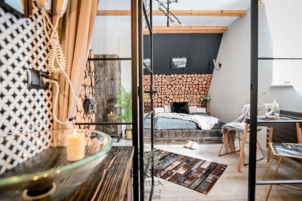 Bed, Photo of the whole room, Seating area
