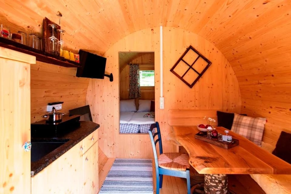 Dining area, Bedroom