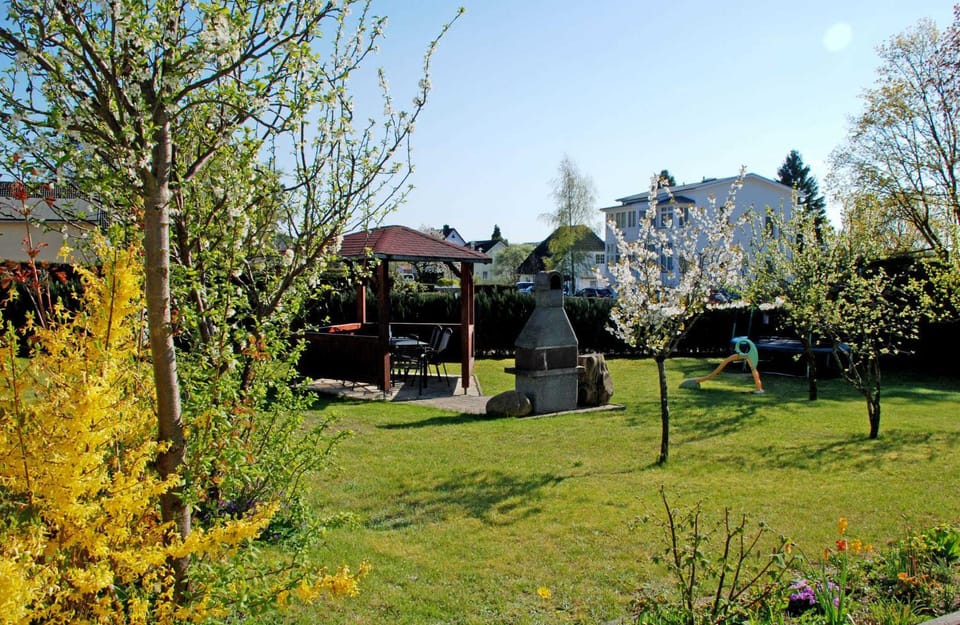 Garden, Balcony/Terrace