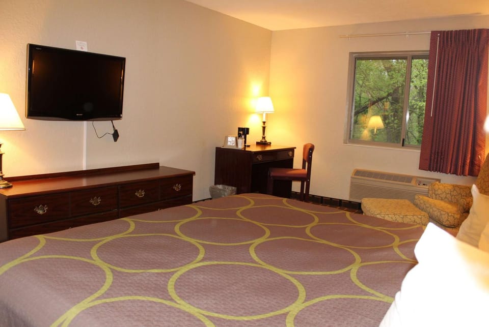 Photo of the whole room, On site