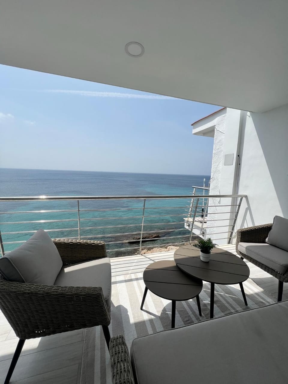 View (from property/room), Balcony/Terrace, Sea view