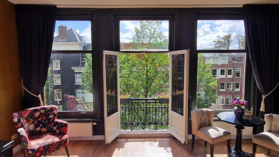 Spring, Day, View (from property/room), Balcony/Terrace, Living room, Seating area