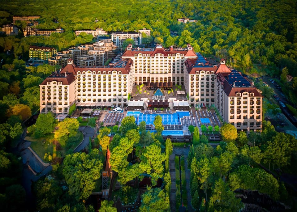 Property building, Natural landscape