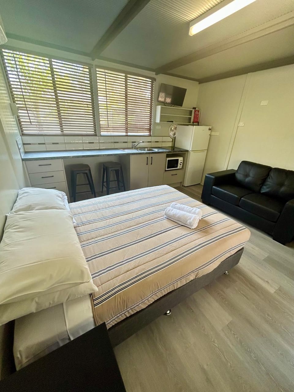 River Bend Caravan Park Campground/ 
RV Resort in Moama