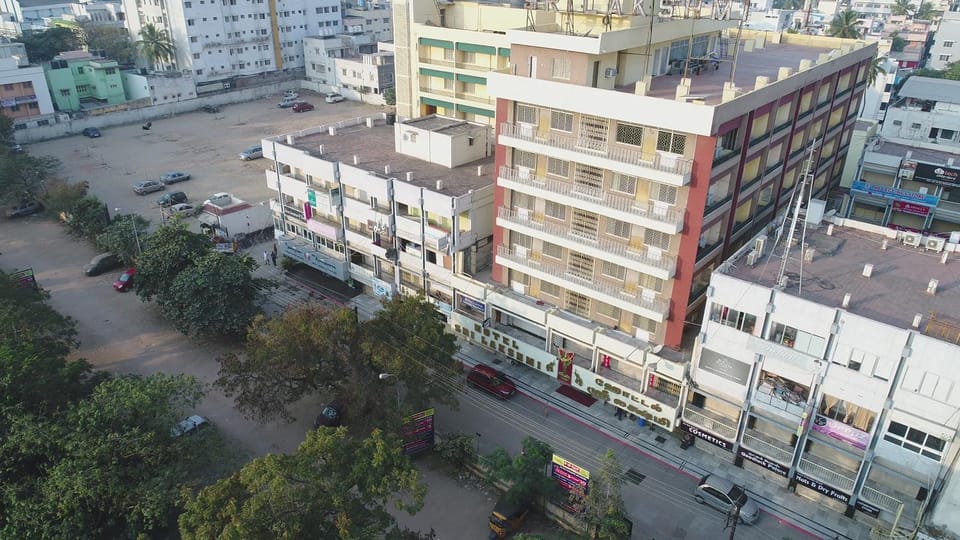 Property building, Bird's eye view, Parking