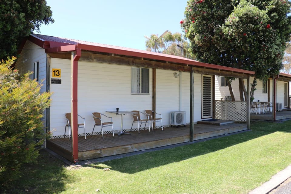 Property building, Photo of the whole room, Garden view
