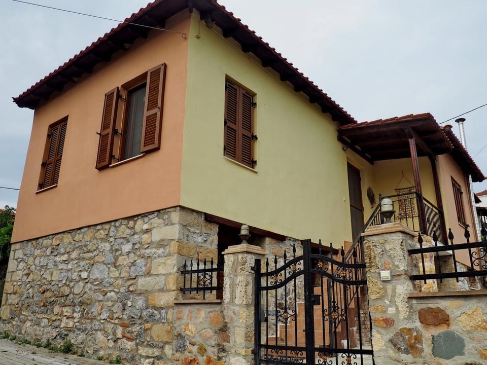 Facade/entrance, Street view