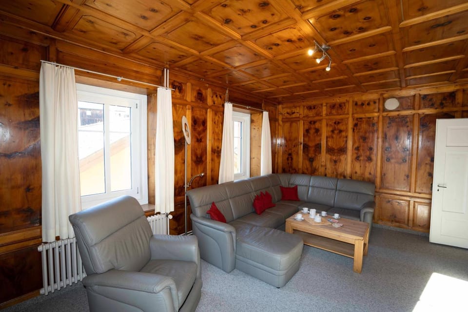 Villa Hartenfels 2 Apartment in Canton of Grisons