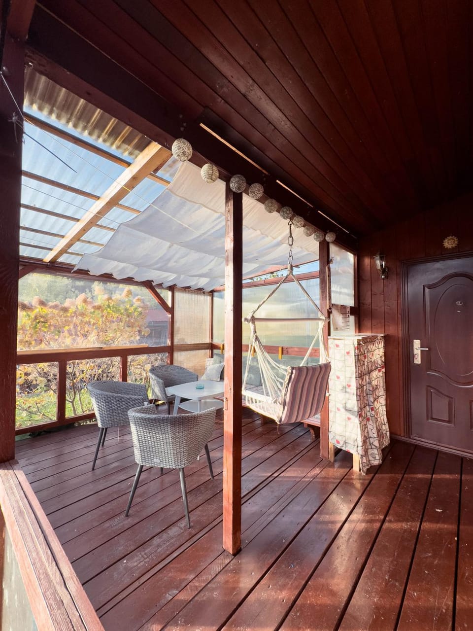 Patio, Day, Balcony/Terrace, Seating area