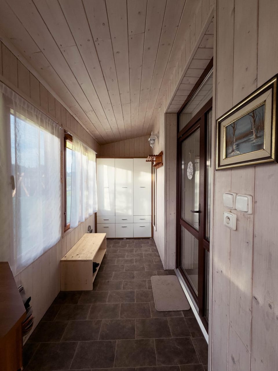Facade/entrance, storage
