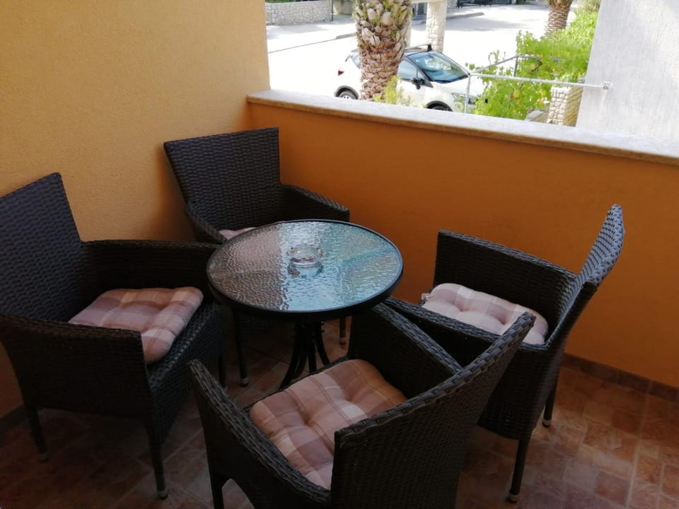 Property building, Balcony/Terrace