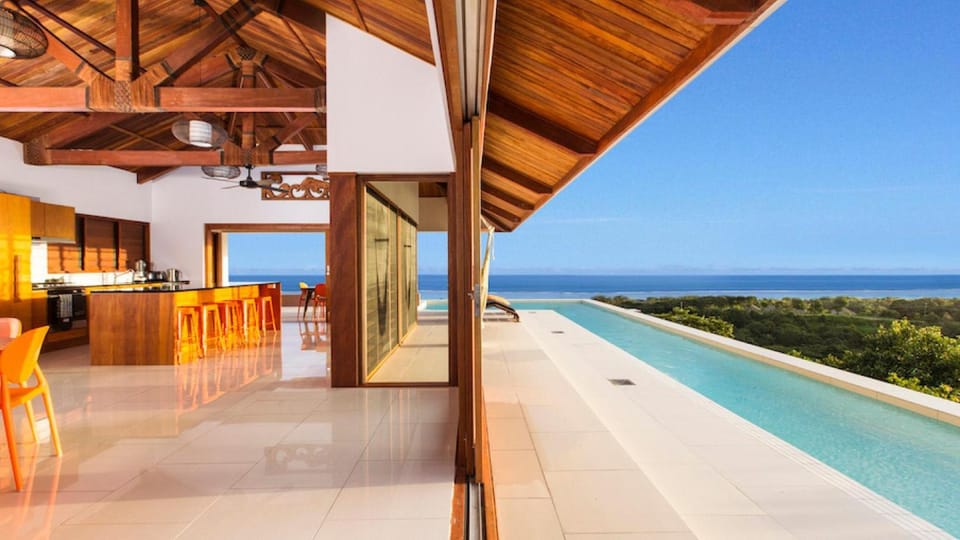 Property building, Natural landscape, View (from property/room), Balcony/Terrace, Pool view, Sea view, Swimming pool