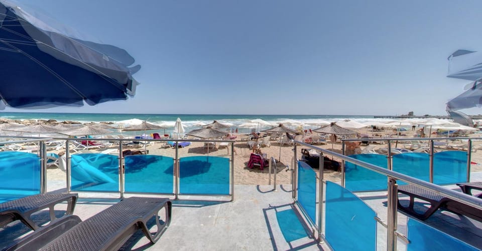 Nearby landmark, Day, Natural landscape, Beach, Sea view, sunbed