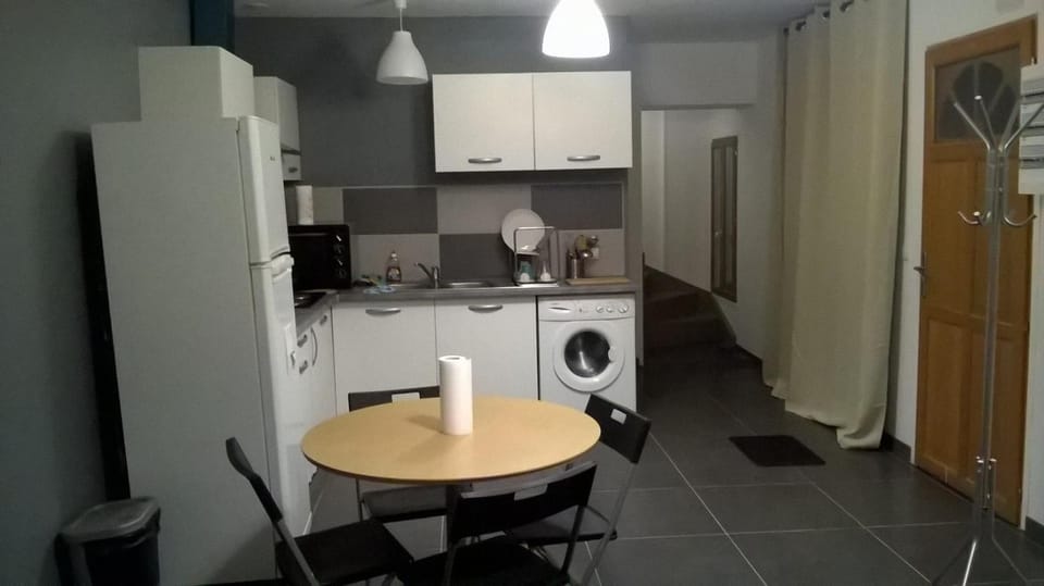 Maison Duplex & Appartement sur cour Bed and Breakfast in Île-de-France