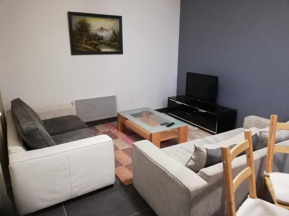 Maison Duplex & Appartement sur cour Bed and Breakfast in Île-de-France