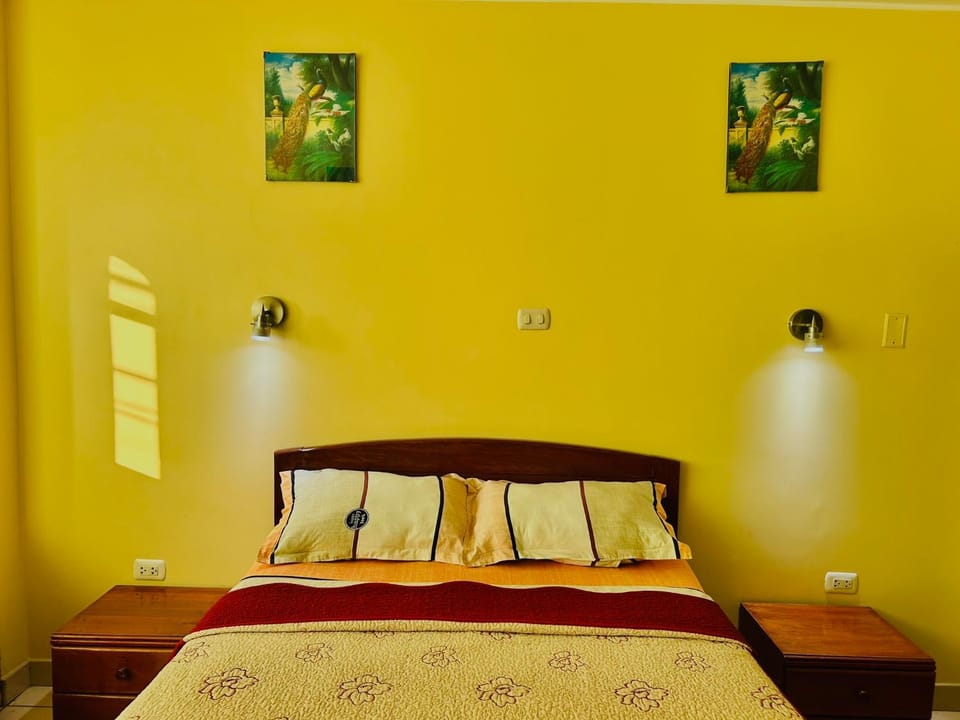 Bed, Photo of the whole room