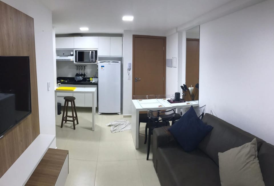 Coffee/tea facilities, Kitchen or kitchenette, Living room, Dining area